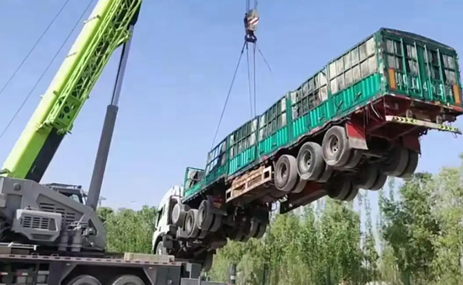 绵竹道路脱困救援案例